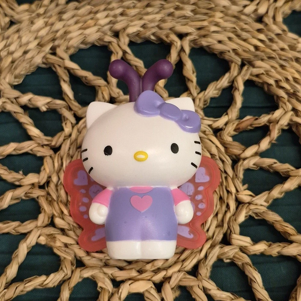 ✅2019 McDonald's Hello Kitty 5 Butterfly Happy Meal Toy Sanrio#️⃣19